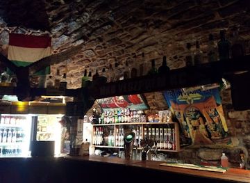 hungary/veszprem/bar/metro-sorozo