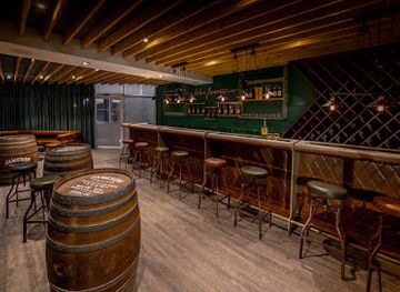 namibia/spitzkoppe/bar/pitstop-sports-lounge