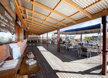 Bay Central Tavern