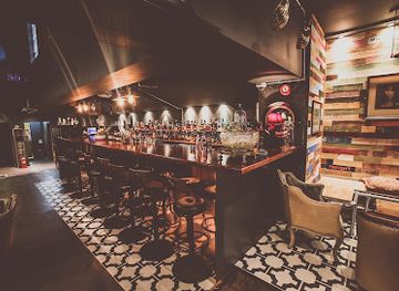 united-kingdom/wales/bar/the-dead-canary