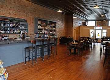 illinois/prairie-state/bar/prairie-city-wine-room