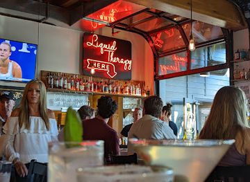 oregon/central-oregon/bar/washington-dining-cocktails