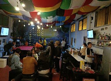 peru/arequipa/miraflores/bar/inside