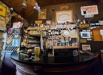 ireland/glendalough/bar/the-dying-cow