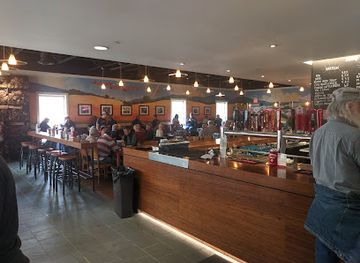 vermont/windsor-county/bar/harpoon-brewery-taproom-and-beer-garden