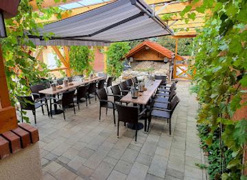 hungary/pilis-mountains/bar/hedobar