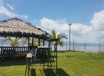 papua-new-guinea/milne-bay-region/bar/cameron-club