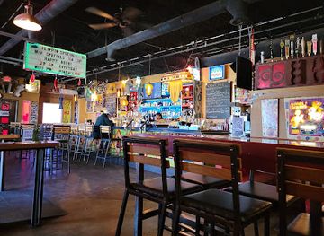 texas/lubbock/north-overton/bar/flippers-tavern