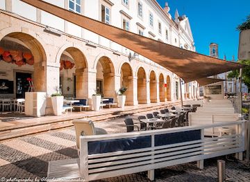 portugal/ria-formosa-natural-park/bar/columbus