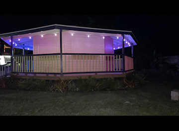 the-bahamas/eleuthera-island/bar/crossroads-sports-bar-grill