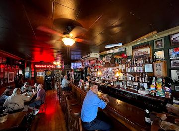 new-york/buffalo/bar/swannie-house