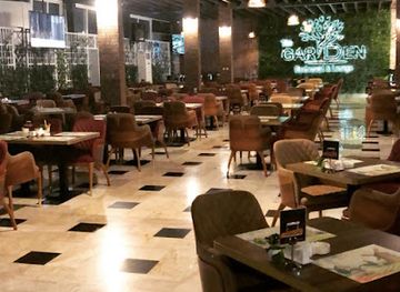 saudi-arabia/jeddah/al-hamra/bar/thegarden-lounge