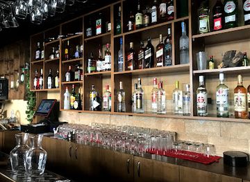 lebanon/baabda/bar/the-cavern-pub