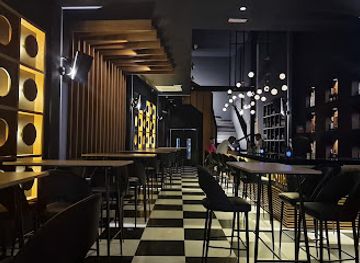 cyprus/paphos/bar/la-nuit-lounge-bar