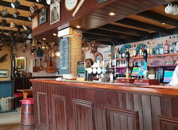 Tŷ Coch Inn
