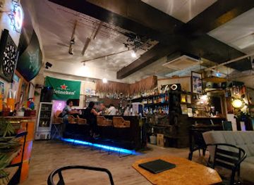 japan/ishigaki-island/bar/island-bar-canopus