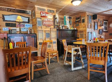 minnesota/gunflint-trail/bar/my-sister-s-place