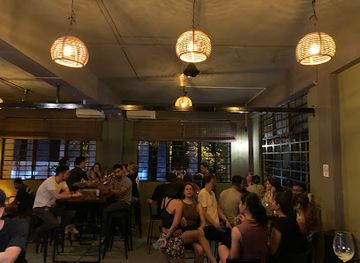 malaysia/kota-kinabalu/karamunsing/bar/drunken-door