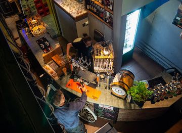 poland/bielsko-biala/bar/grawitacja