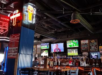 california/anaheim/bar/lopez-lefty-s