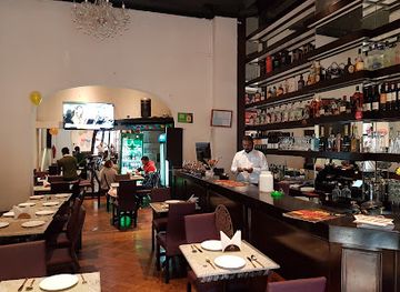 chile/easter-island/bar/donde-naresh-exquisita-comida-del-sur-de-india