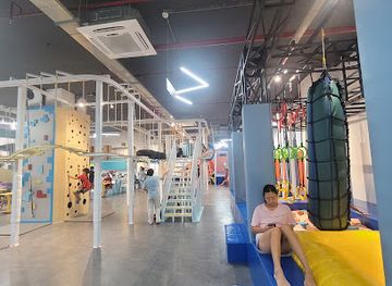 vietnam/vung-tau/back-beach/bar/leo-coffee-beer-wine