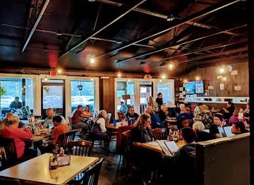 arizona/white-mountains/bar/mr-zeke-s-restaurant