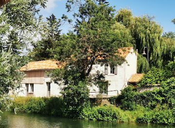 france/marais-poitevin/bar/terrasse-de-la-roseliere