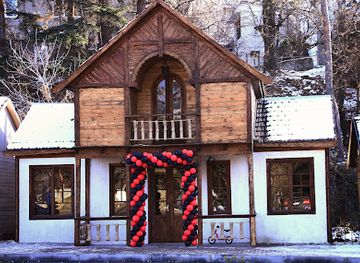 armenia/dilijan/bar/little-dragon