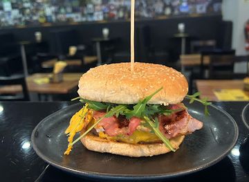 portugal/guimaraes/bar/sambar-snack-bar-guimaraes