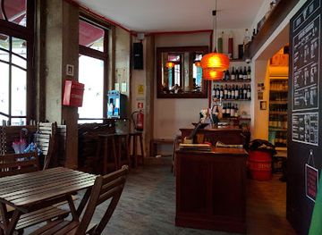 portugal/porto/bar/aduela