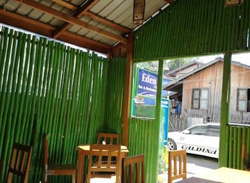 myanmar-burma/inle-lake/bar/eden-bar-snacks