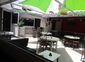 senegal/dakar/point-e/bar/le-maquis-des-allees