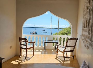 kenya/lamu/bar/stop-over-restaurant