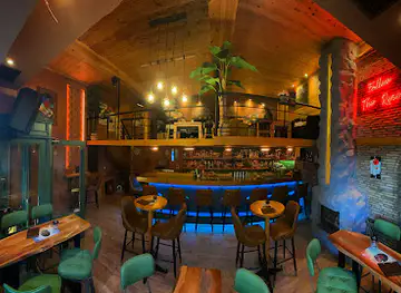 Mr.Rose Cocktail Bar