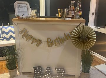 new-jersey/great-swamp-national-wildlife-refuge/bar/red-s-mobile-bar