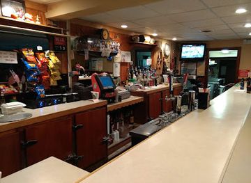 michigan/marquette/bar/pat-s-bar