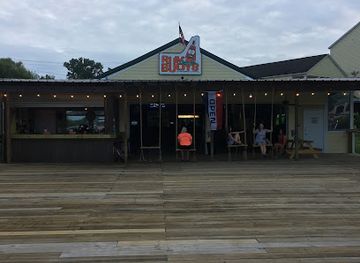 louisiana/lake-maurepas/bar/rum-buoys