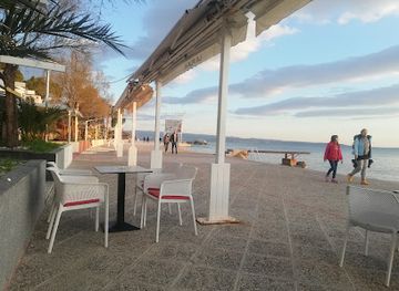 croatia/split/bacvice/bar/la-playa-day-night