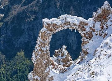 bosnia-and-herzegovina/blidinje-nature-park/bar/outlaws-door