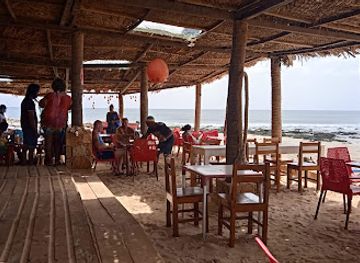 cabo-verde/praia-de-santa-monica/bar/boca-beach