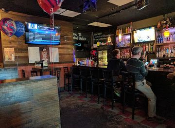 tennessee/east-tennessee/bar/twisted-mike-s-tap-room