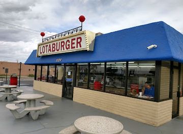 new-mexico/white-sands-national-park/bar/blake-s-lotaburger