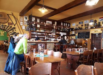 czechia/hradec-kralove/bar/na-hrade