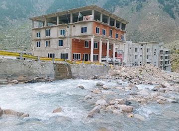 pakistan/naran/bar/anwar-ul-madina-hotel-restaurant