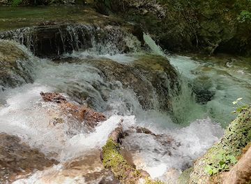 armenia/haghartsin-monastery/bar/taknvac-jrvez