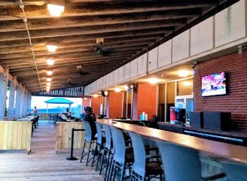 virginia/middle-peninsula/bar/paradise-ocean-club