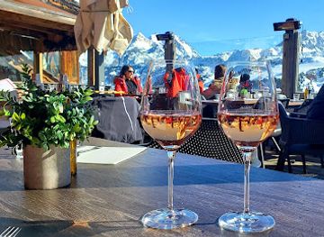 france/courchevel/bar/hotel-restaurant-le-pilatus