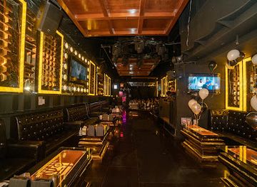 canada/golden-horseshoe/bar/leng-keng-bar-lounge