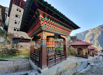 nepal/namche-bazaar/bar/irish-pub